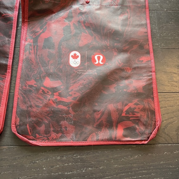 lululemon large reusable collectible tote shopping bags gift tote set of 2 - Picture 3 of 4